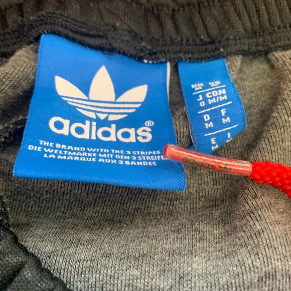 Adidas Black and Green Zip Up Jacket - Picture 7 of 9